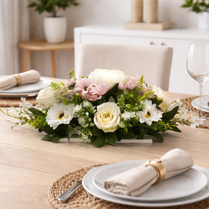 Elegáns virágos asztaldísz � romantikus rózsás virágkompozíció   - otthon & életmód - dekoráció - asztal és polc dekoráció - asztaldísz - Meska.hu