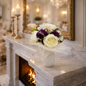 Elegáns rózsás virágdísz vázában � romantikus lakásdekoráció, Otthon & Életmód, Dekoráció, Asztal és polc dekoráció, Asztaldísz, Virágkötés, MESKA