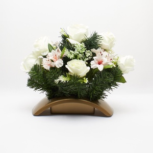 Elegáns fehér rózsás virágkompozíció � időtálló dekoráció - otthon & életmód - vallás - temetkezési tárgy - sírdísz, kegyeleti dísz - Meska.hu