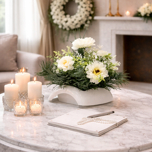 Elegáns fehér temetői dísz örökzölddel - otthon & életmód - vallás - temetkezési tárgy - sírdísz, kegyeleti dísz - Meska.hu