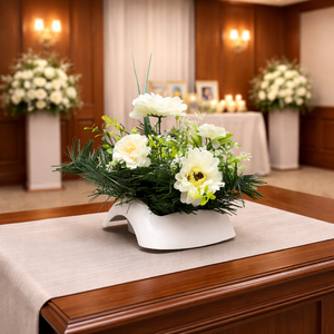 Elegáns fehér temetői dísz örökzölddel - otthon & életmód - vallás - temetkezési tárgy - sírdísz, kegyeleti dísz - Meska.hu