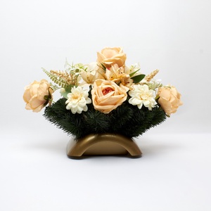 Barack�krém sírdísz kegyeletteljes megemlékezéshez - Meska.hu