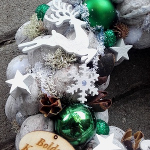 ADVENT IDEJÉN ezüst-zöld-fehér- karácsonyi dekoráció, karácsonyi kopogtató, ajtódísz,  koszorú  - karácsony - karácsonyi lakásdekoráció - karácsonyi ajtódíszek - Meska.hu ADVENT IDEJÉN ezüst-zöld-fehér- karácsonyi dekoráció, karácsonyi kopogtató, ajtódísz,  koszorú  - karácsony - karácsonyi lakásdekoráció - karácsonyi ajtódíszek - Meska.hu