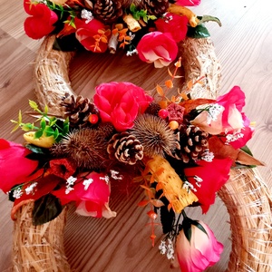 MINDENSZENTEK sírdísz, sírkoszorú, kegyeleti dísz, őszi koszorú, kegyeleti koszorú, halottak napjafalidísz  - otthon & életmód - vallás - temetkezési tárgy - sírkoszorú, kegyeleti koszorú - Meska.hu