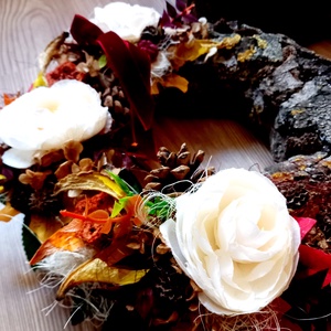 MINDENSZENTEK sírdísz, sírkoszorú, kegyeleti dísz, őszi koszorú, kegyeleti koszorú, halottak napjafalidísz  - otthon & életmód - vallás - temetkezési tárgy - sírkoszorú, kegyeleti koszorú - Meska.hu