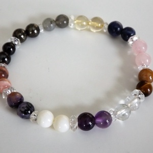 12 DNS MESTERKRISTÁLY karkötő, gyógyító, drágakő, ásvány, gyöngy, ajándék, Meska -  - Meska.hu