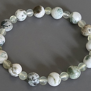 Kikelet karkötő, gumis, gyöngy, ásvány, nőnek, ajándék, lánynak, karácsony - Meska.hu