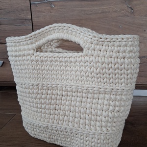 Horgolt táska  - táska & tok - kézitáska & válltáska - kézitáska - Meska.hu