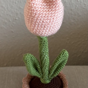 Horgolt cserepes tulipán, Otthon & Életmód, Dekoráció, Asztal és polc dekoráció, Asztaldísz, Horgolás, MESKA