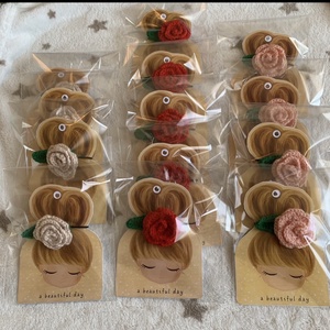 Horgolt rózsás hajgumi - ruha & divat - hajdísz & hajcsat - hajgumi - Meska.hu