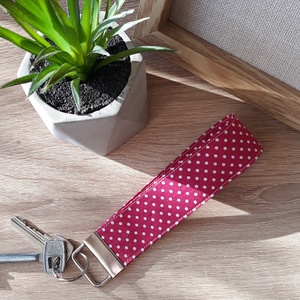 Vidám fiatalos, csuklóra is húzható textil kulcstartó kulcskarikával, Táska & Tok, Kulcstartó & Táskadísz, Kulcstartó, Varrás, MESKA