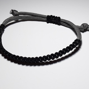 Szürke-fekete paracord karkötő - Meska.hu