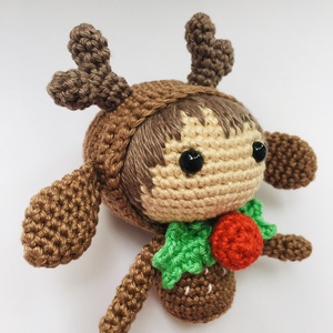 Horgolt mini rénszarvas karácsonyi kinézettel - Amigurumi szarvas figura (Rudolf) - karácsony - karácsonyi lakásdekoráció - karácsonyi manók, figurák - Meska.hu