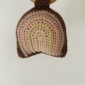 Amigurumi szivárvány baba játék csörgő - Meska.hu
