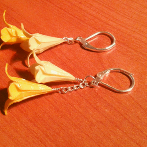Origami, sárga liliomos fülbevaló -  - Meska.hu