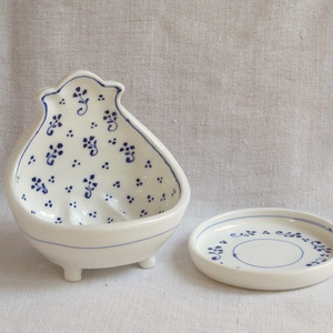 Szappantartó, kék virágokkal és pettyekkel - otthon & életmód - fürdőszoba - szappantartó - Meska.hu