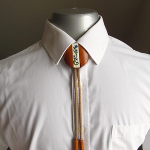 Bolo nyakkendő, kék virágos, Ruha & Divat, Férfi ruha, Nyakkendő, Famegmunkálás, Kerámia, MESKA