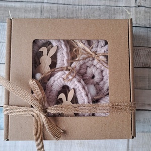 Húsvéti horgolt díszek dobozban - ünnepi díszek, dekorációk - húsvéti díszek és dekorációk - húsvéti tojásfadíszek - Meska.hu