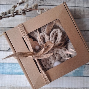 Húsvéti horgolt díszek dobozban - ünnepi díszek, dekorációk - húsvéti díszek és dekorációk - húsvéti tojásfadíszek - Meska.hu