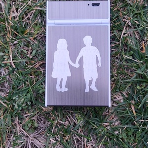 Gravírozott cigaretta tartó - táska & tok - pénztárca & más tok - cigarettatárca - Meska.hu