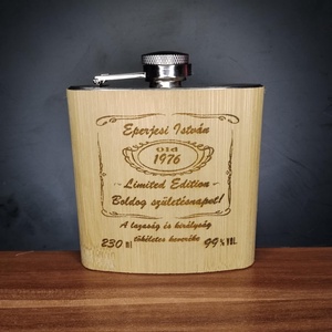 Gravírozott Laposüveg egyedi felirattal születésnapra - Meska.hu