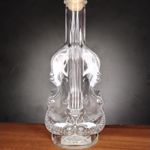 Hegedű alakú díszüveg palack saját felirattal, Otthon & Életmód, Dekoráció, Asztal és polc dekoráció, Díszüveg, Gravírozás, pirográfia, MESKA