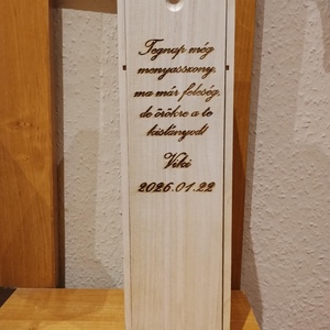 Szülőköszöntő ajándék esküvőre � Egyedi gravírozott fadoboz megható üzenettel - otthon & életmód - dekoráció - asztal és polc dekoráció - díszdoboz - Meska.hu