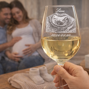 Ultrahang képpel gravírozott borospohár � örök emlék a várandósság csodájáról, Otthon & Életmód, Konyhafelszerelés, tálalás, Tálalás, Boros poharak, szettek, Gravírozás, pirográfia, MESKA