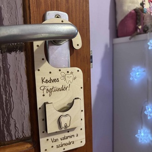 Fa fogtartó - otthon & életmód - babaszoba, gyerekszoba - babaszoba dekoráció - Meska.hu