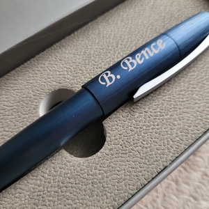 Ferraghini csavaros golyóstoll fémből (türkiz), Otthon & Életmód, Papír, írószer, Ceruza & Toll, Gravírozás, pirográfia, MESKA