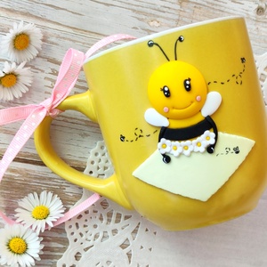 Méhecskés bögre választható felirattal - Meska.hu