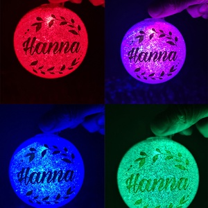 Színváltós névre szóló karácsonyi gömb/karácsonyi dísz - karácsony - karácsonyi lakásdekoráció - karácsonyfadíszek - Meska.hu