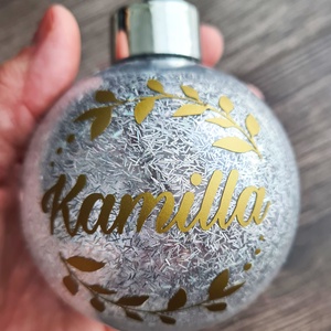 Színváltós névre szóló karácsonyi gömb/karácsonyi dísz - karácsony - karácsonyi lakásdekoráció - karácsonyfadíszek - Meska.hu