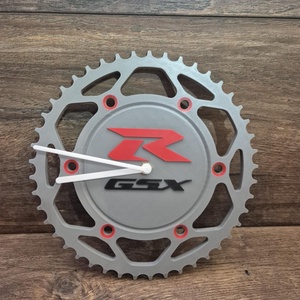 3D Nyomtatott Motoros Fali Óra –   Suzuki GSX-R stílusban!, Otthon & Életmód, Dekoráció, Fali és függő dekoráció, Falióra & óra, Mozaik, Motorrajongóknak kötelező darab!
Ez a különleges, 3D nyomtatással készült óra a GSX-R szellemiségét..., MESKA