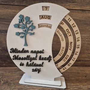 Egyedi, fa öröknaptár  motiváló idézettel, Kellékek & szerszámok, Fa, Képkeret, Gravírozás, pirográfia, MESKA