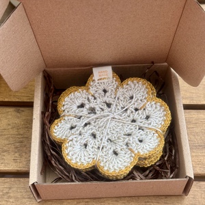 Horgolt poháralátét(4db), Otthon & Életmód, Dekoráció, Asztal és polc dekoráció, Horgolt & Csipketerítő, Horgolás, MESKA