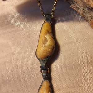 Antik hatású kő medál csüngővel :) - Meska.hu