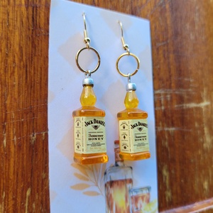 Jack Daniels whisky fülbevaló - ékszer - fülbevaló - lógó fülbevaló - Meska.hu
