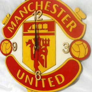 Manchester United falióra - otthon & életmód - dekoráció - fali és függő dekoráció - falióra & óra - Meska.hu