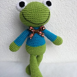 Horgolt béka - játék & sport - plüssállat & játékfigura - béka - Meska.hu