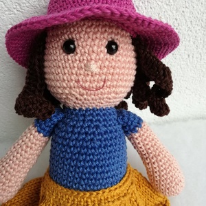 Horgolt baba, lány - játék & sport - plüssállat & játékfigura - más figura - Meska.hu