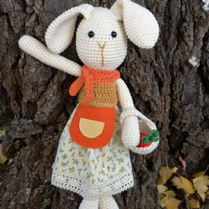 Nyuszi kosárkával, Játék & Sport, Plüssállat & Játékfigura, Nyuszi, Horgolás, MESKA