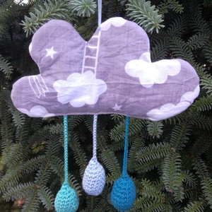 Esőfelhő dekoráció babaszobába, Otthon & Életmód, Babaszoba, gyerekszoba, Babaszoba dekoráció, Varrás, Horgolás, MESKA