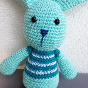 Nyuszi csíkokkal, Játék & Sport, Plüssállat & Játékfigura, Nyuszi, Horgolás, MESKA