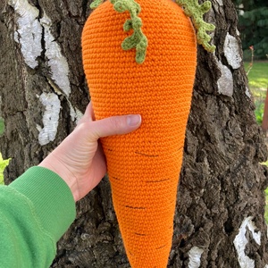 Óriás sárgarépa  - Meska.hu