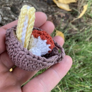 Béka gombászni indul - játék & sport - plüssállat & játékfigura - béka - Meska.hu