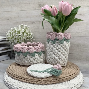 Tulipános horgolt váza - otthon & életmód - dekoráció - virágdísz és tartó - váza - Meska.hu