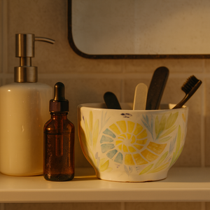 Festett ammonitesz mintával díszített kerámia tál, Otthon & Életmód, Dekoráció, Asztal és polc dekoráció, Dekorációs tál, tartó, , MESKA