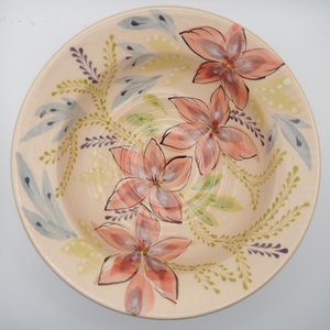 Kézzel készült kerámia mélytányér � piros virágmintával, Otthon & Életmód, Konyhafelszerelés, tálalás, Tálalás, Tányér- és poháralátét, Agyagozás, MESKA