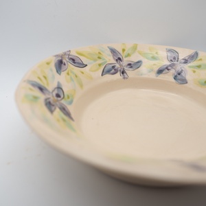 Kerámia mélytányér � lila virágmintával - otthon & életmód - konyhafelszerelés, tálalás - tálalás - tányér- és poháralátét - Meska.hu